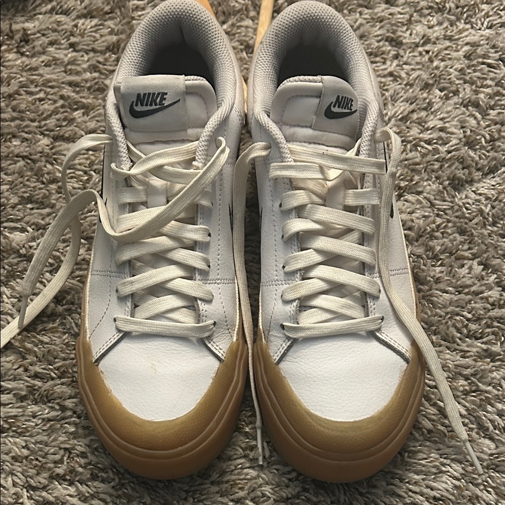 Nike Women's White and Tan Creepers